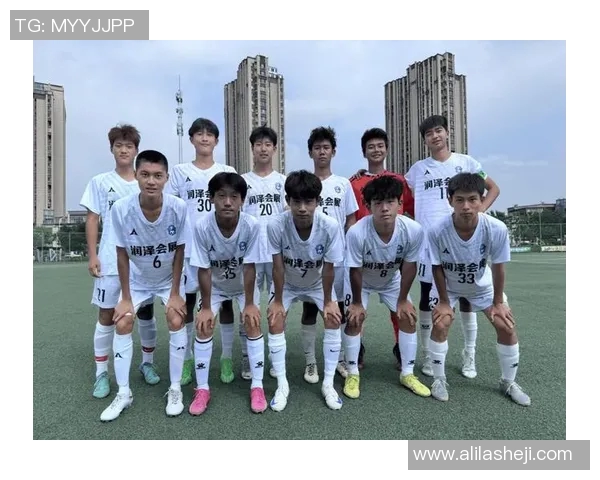 山东青岛足球明星的崛起与发展历程探秘